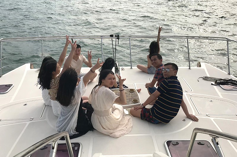 11.公司团建.jpg 11.公司团建.jpg