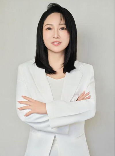 4.创始人形象照.png
